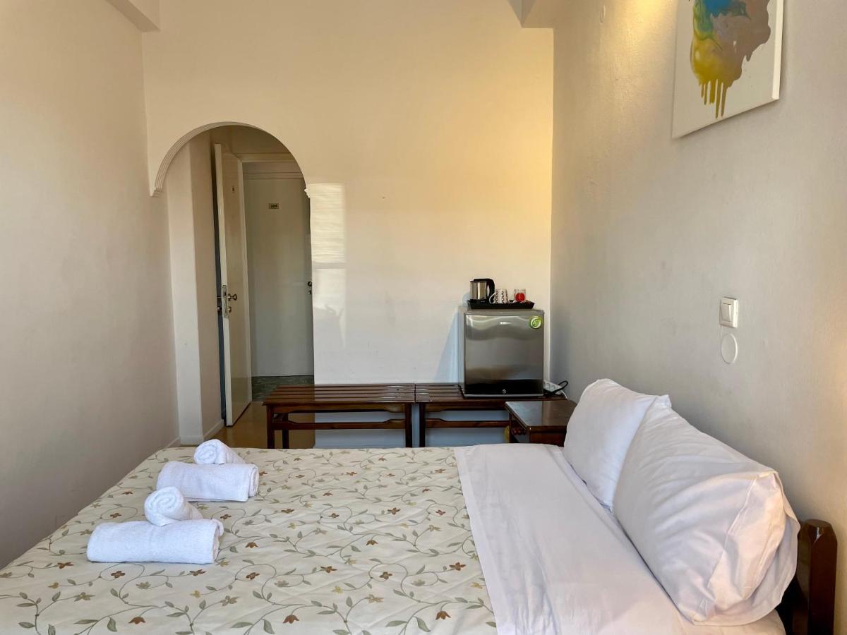 Hb Hotel Benitsa Бенитсес Экстерьер фото