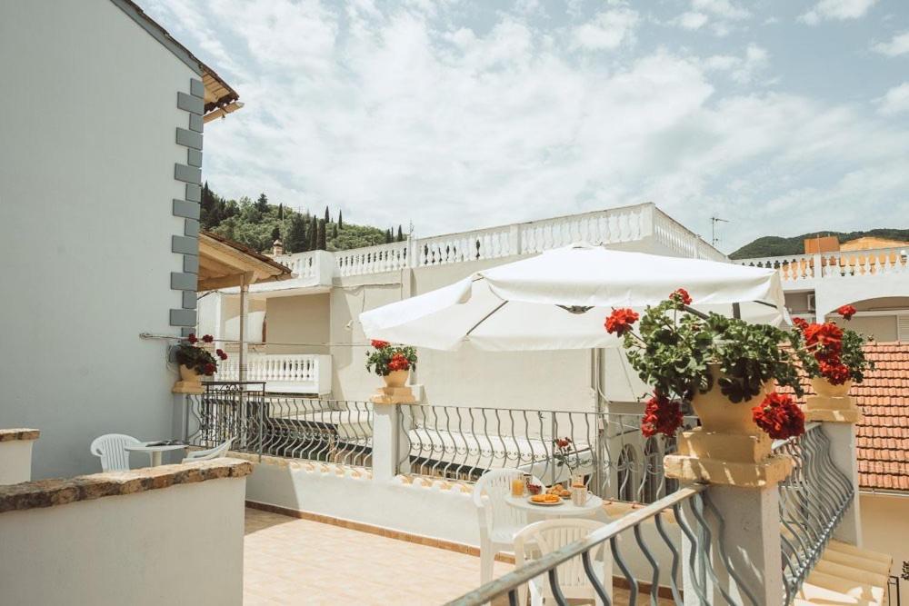 Hb Hotel Benitsa Бенитсес Экстерьер фото